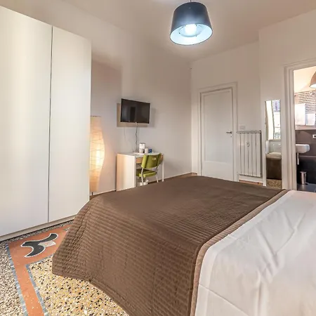 Guest house Azzurra B&B - Metro Lodi