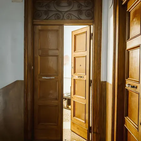 Azzurra - Metro Lodi בית הארחה רומא