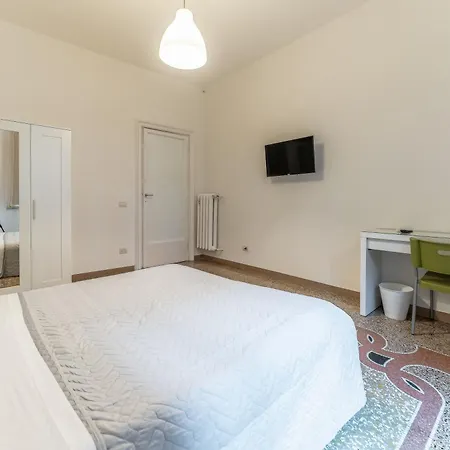 Azzurra - Metro Lodi Pensjonat